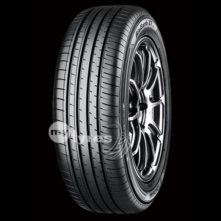 Yokohama Bluearth-XT AE61 235/65R17 108V XL