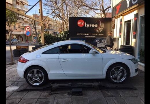 Δοκιμάστε το Pirelli P-ZERO PZ4